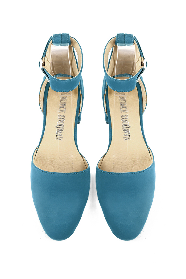 Women's peacock blue open side dress shoes, with a strap around the ankle. Round toe. Low block heels - Top view
